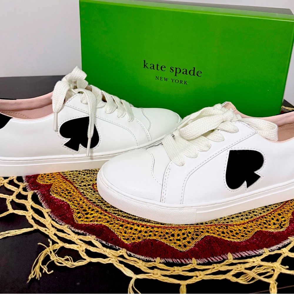 Kate Spade Fez Sneakers Leather Tennis Shoes White Black Size 7.5 White Black.